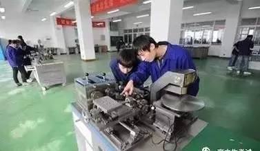 【薦讀】最受理科生青睞的十個專業(yè)及大學(xué):選擇越多,越需謹慎!-